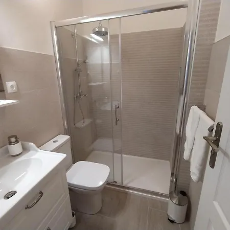 Апартаменты With Wifi - 21515 *
